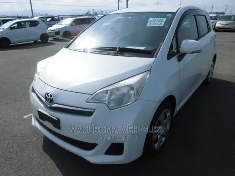 Toyota Ractis 2012 White