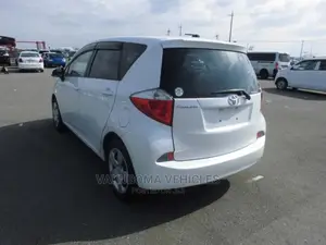 Toyota Ractis 2012 White