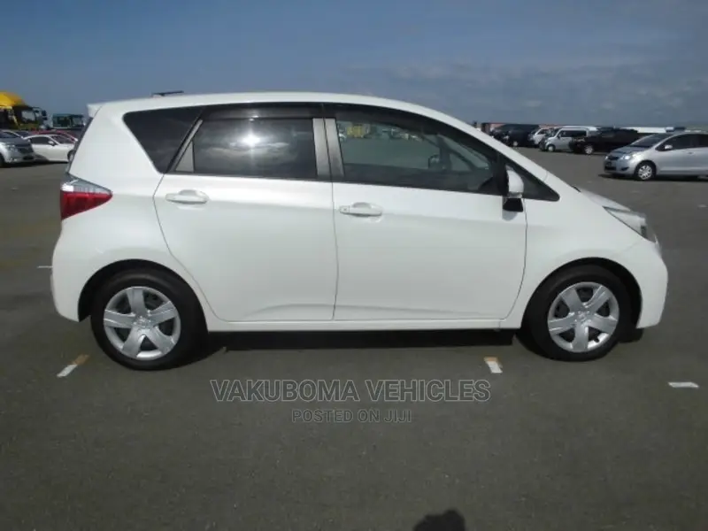 Toyota Ractis 2012 White