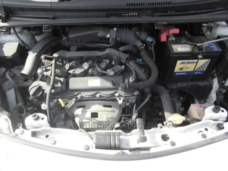 Toyota Ractis 2012 White