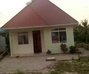 3bdrm House in Goba for sale