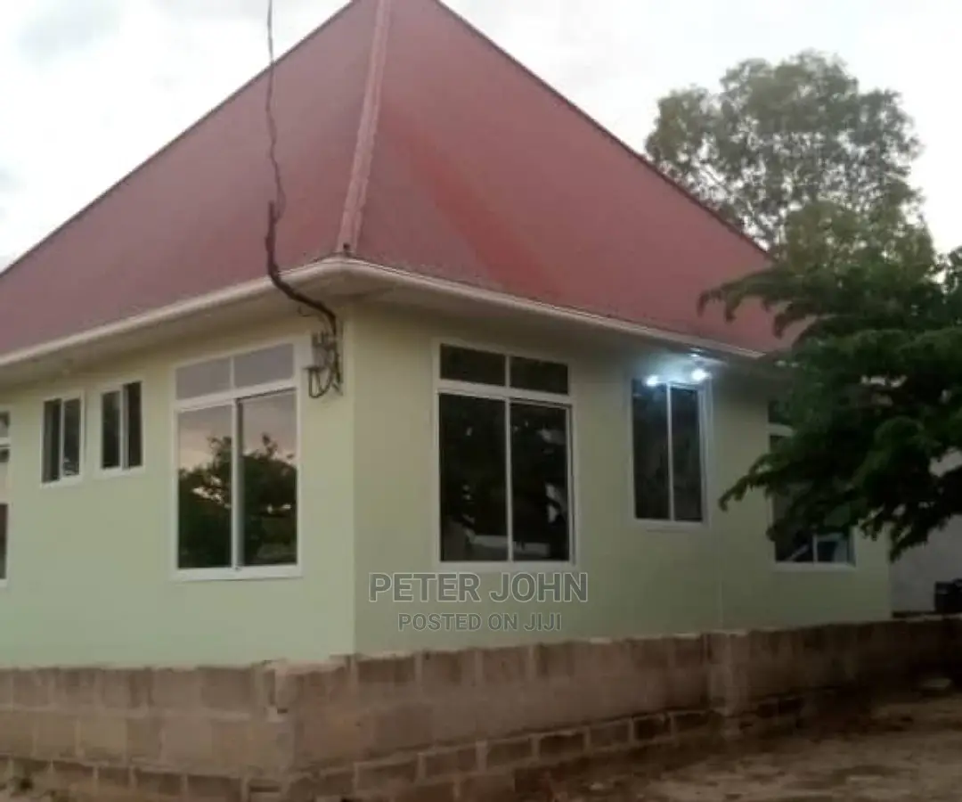 3bdrm House in Goba for sale