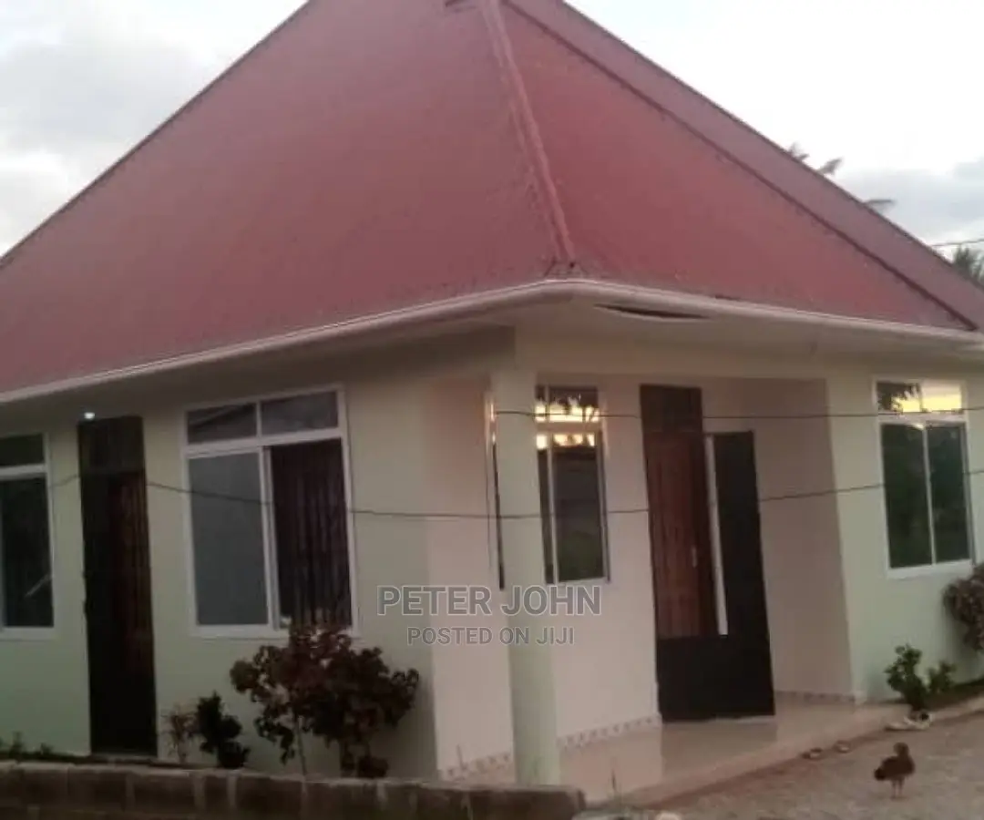 3bdrm House in Goba for sale