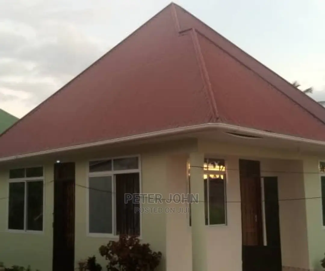 3bdrm House in Goba for sale