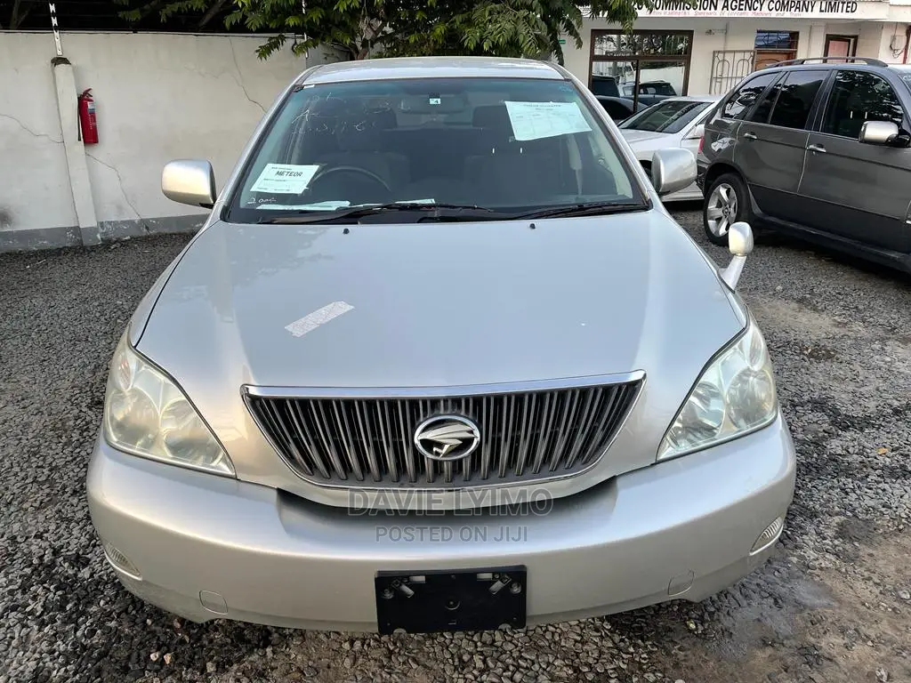 Toyota Harrier 2005 Silver