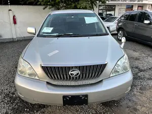 Toyota Harrier 2005 Silver