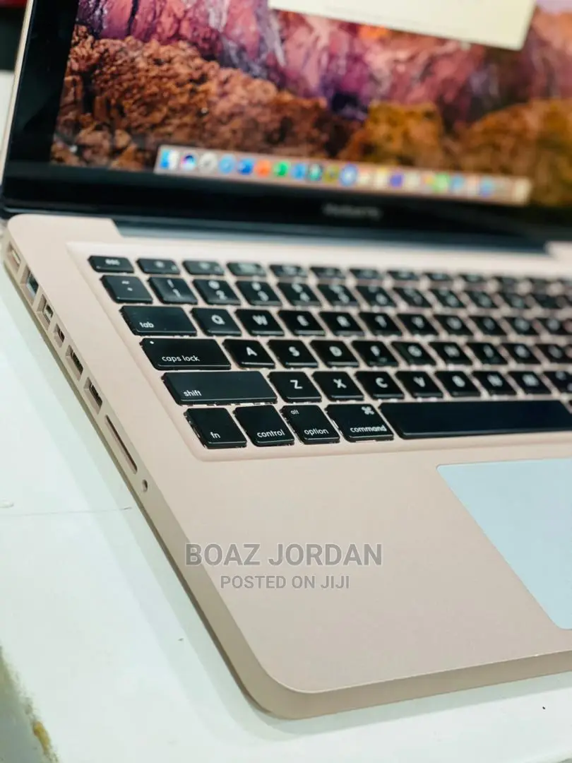 Laptop Apple MacBook 2011 4GB Intel Core I5 HDD 500GB