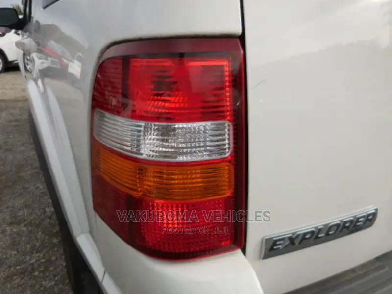 Ford Explorer 2009 Pearl
