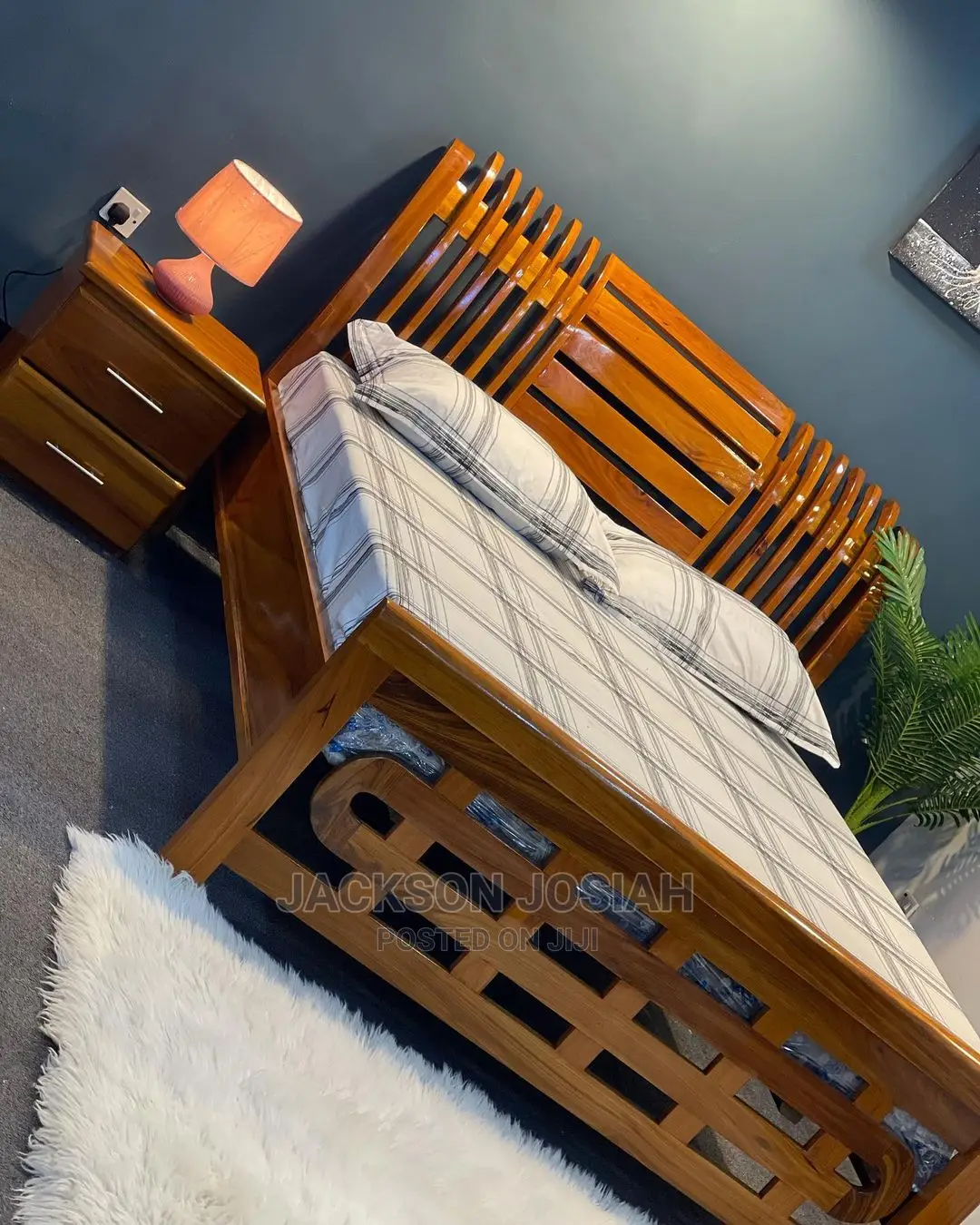 Hardwood Beds