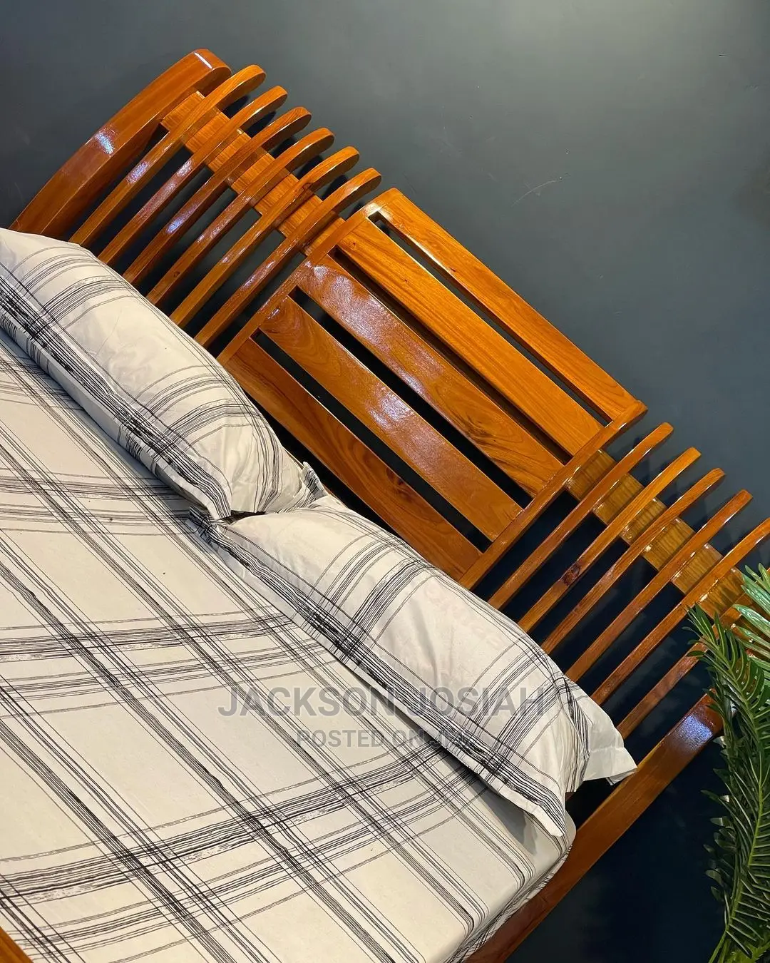 Hardwood Beds