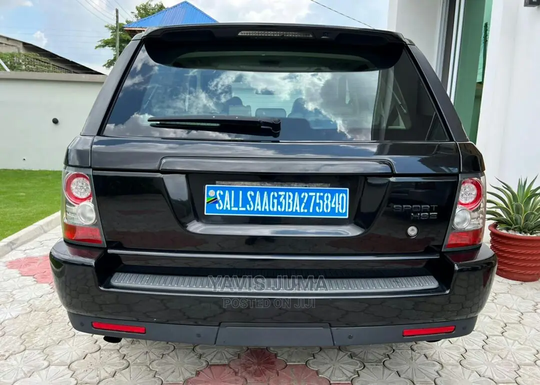 Land Rover Range Rover Sport 2011 Black