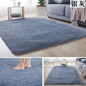 Feather Capet