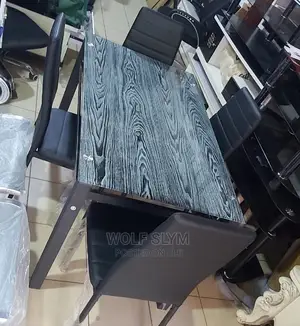 Dining Table With (4) Four