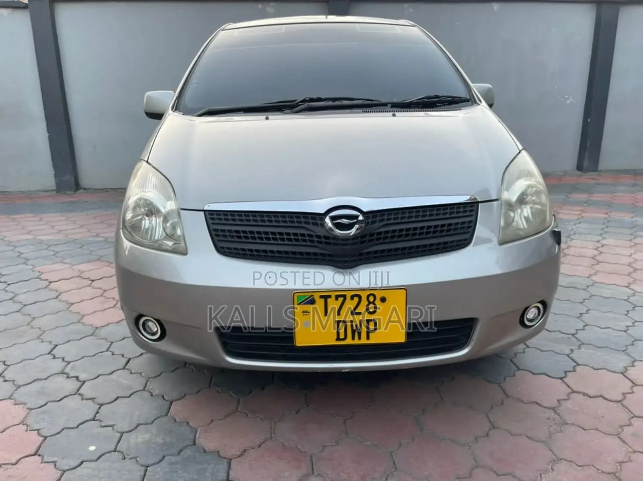 Toyota Corolla Spacio 2004 Gold