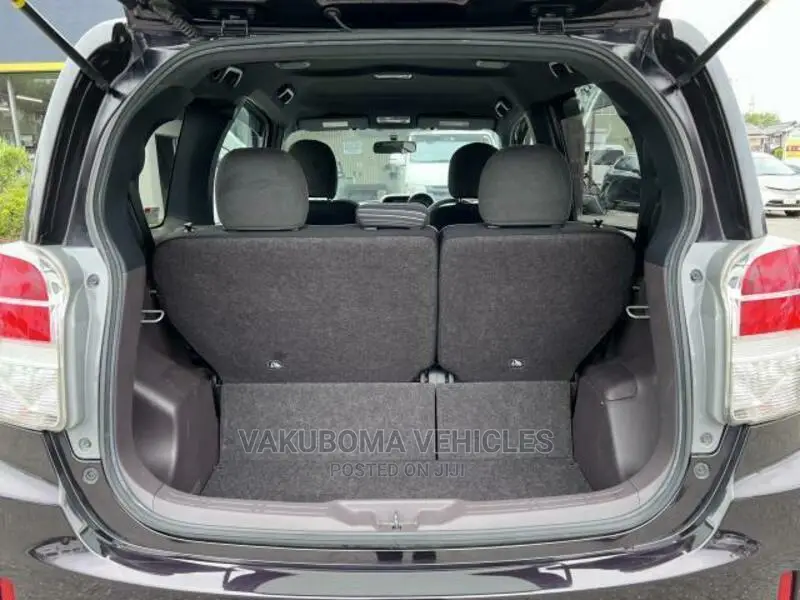 Toyota Spade 2015 Black