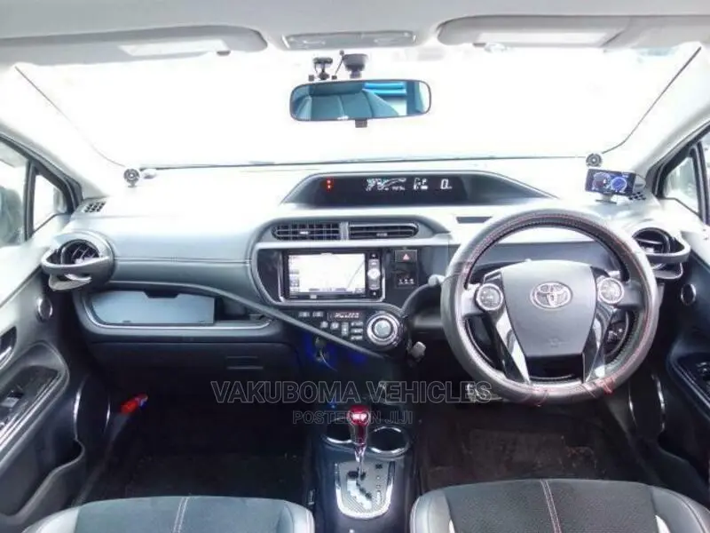 Toyota Aqua 2015 White