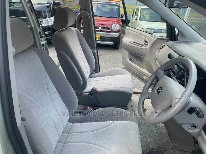 Mazda MPV 2003 Silver