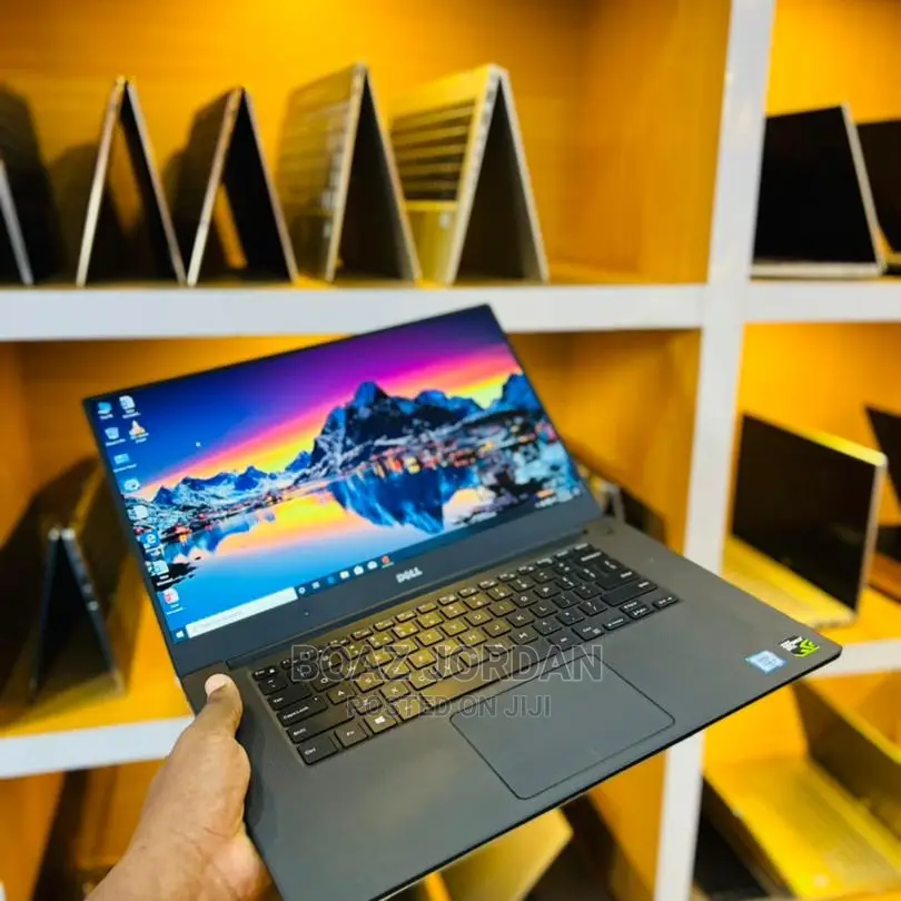 New Laptop Dell XPS 15 (L502X) 16GB Intel Core I5 SSHD (Hybrid) 1T