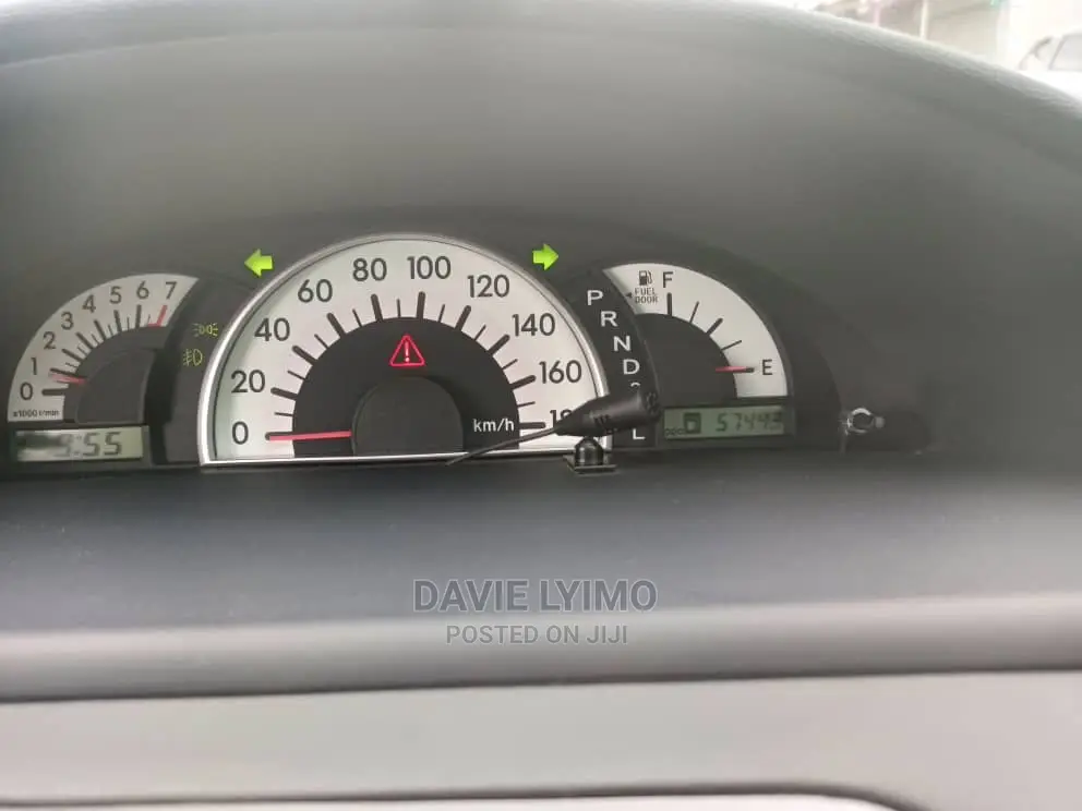 Toyota Raum 2007 Silver