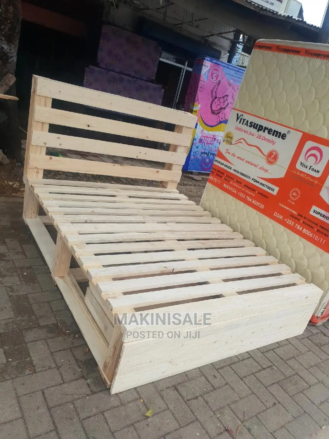 Pallett Wood Kitanda Kizuri Sana