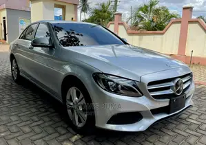 Mercedes-Benz C180 2014 Silver