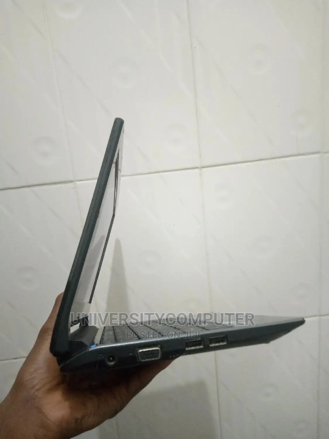 Laptop Acer Aspire 1 2GB Intel Atom HDD 256GB