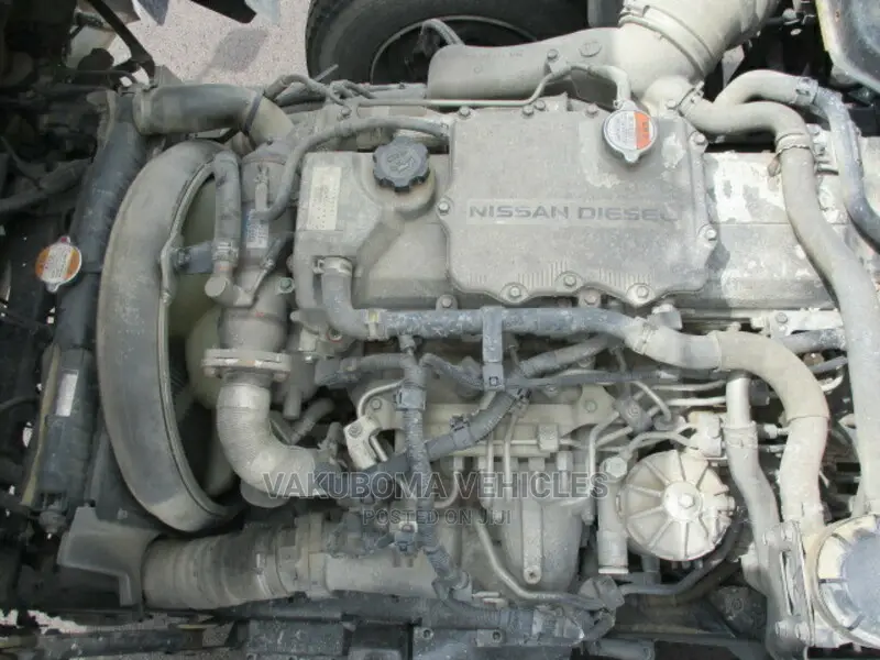 Nissan Condor Truck