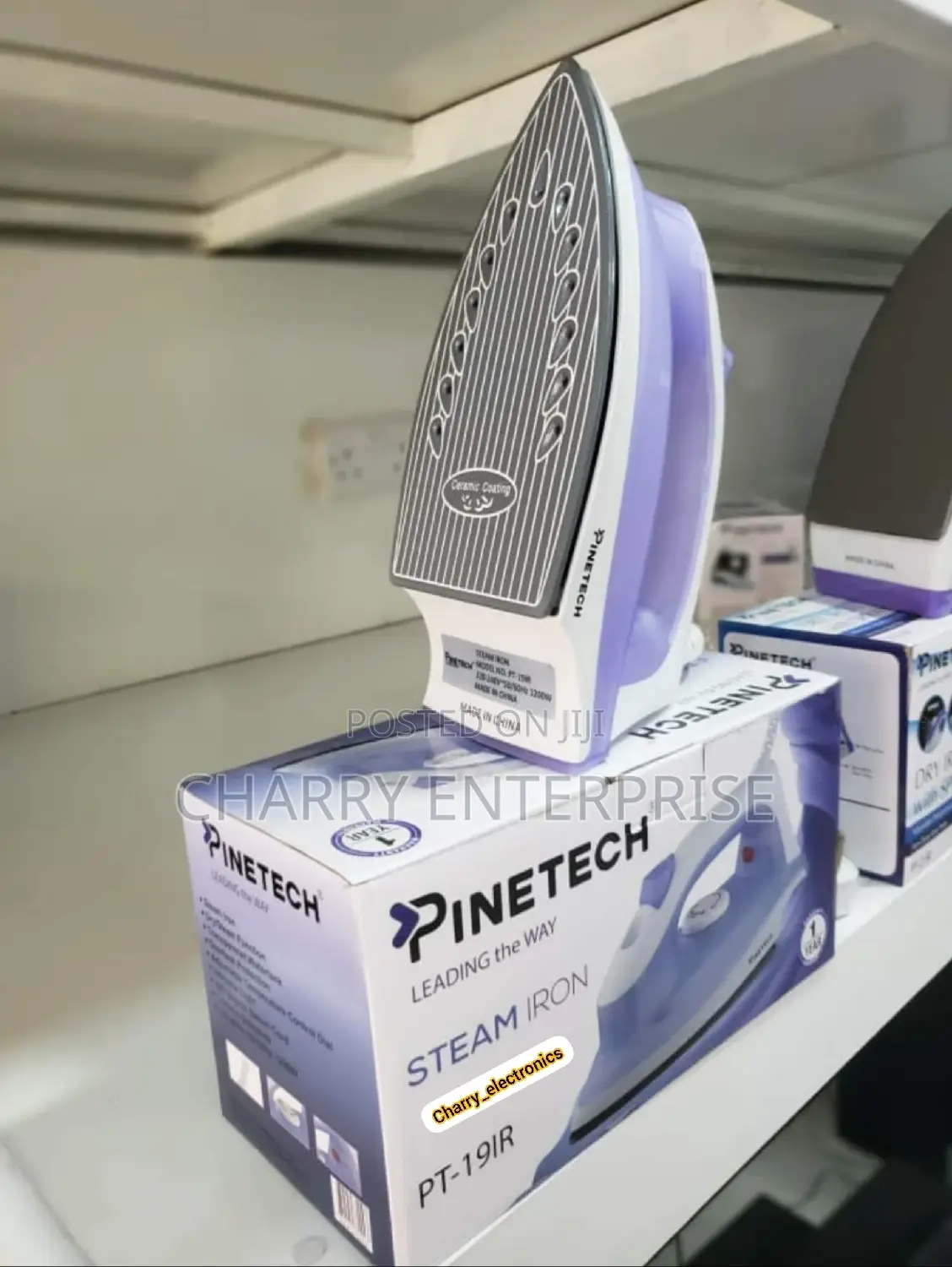 PINETECH Steam Iron