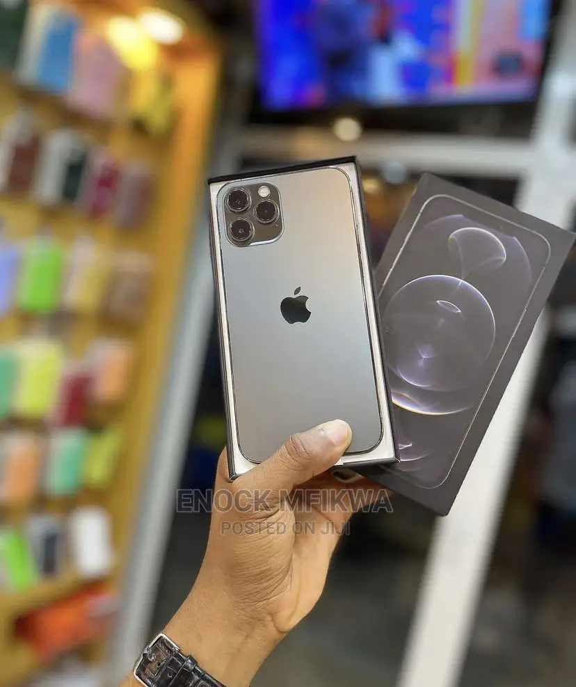 New Apple iPhone 12 Pro Max 256 GB Black