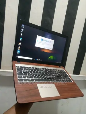 Laptop Asus A555LA 4GB Intel Pentium HDD 500GB
