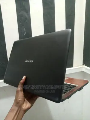 Laptop Asus A555LA 4GB Intel Pentium HDD 500GB