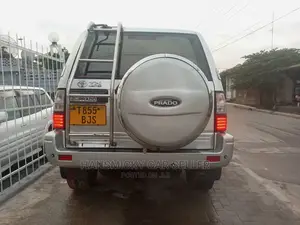 Toyota Land Cruiser Prado 2007 Silver