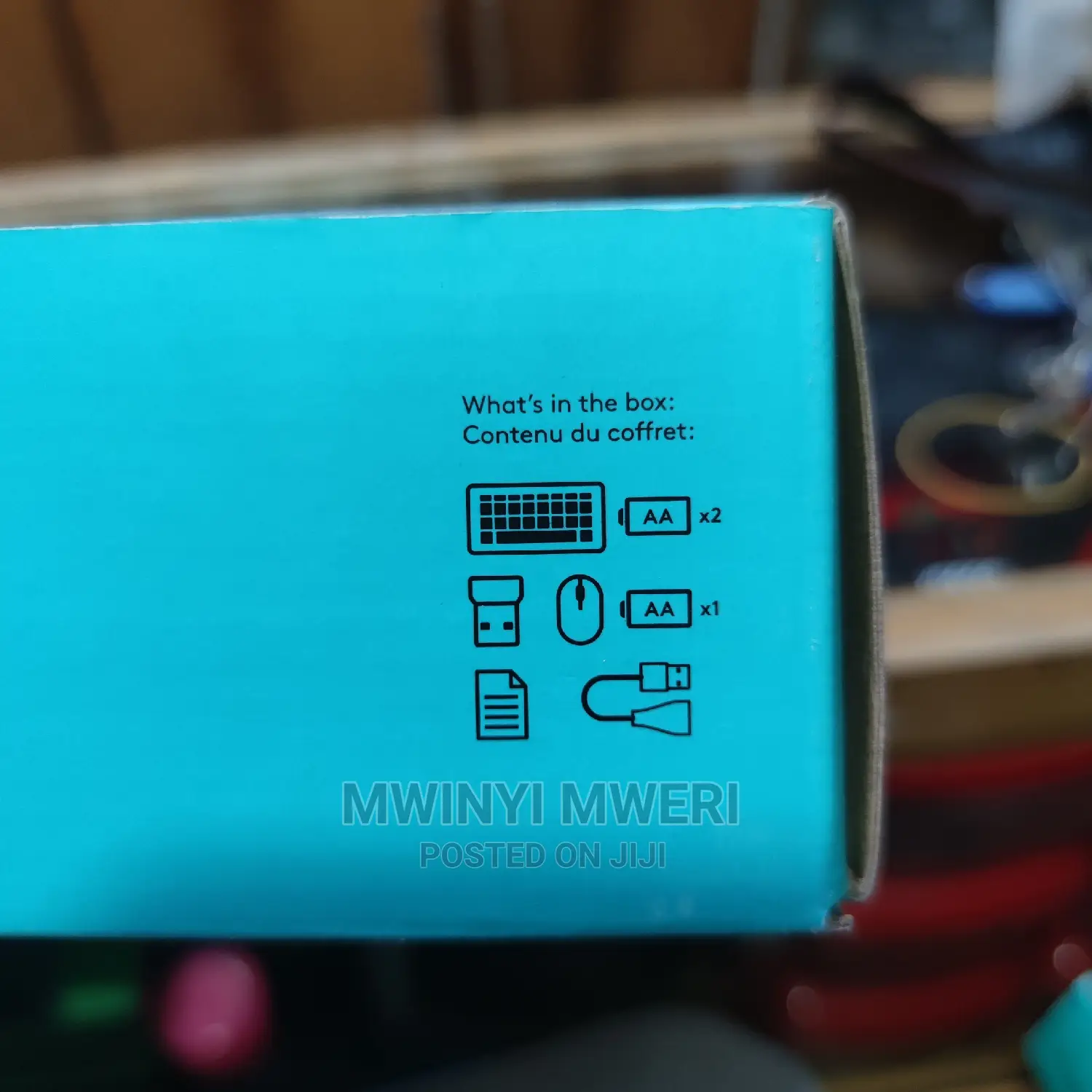 Logitech MK550 Wireless Wave Keyboard and Mouse Combo