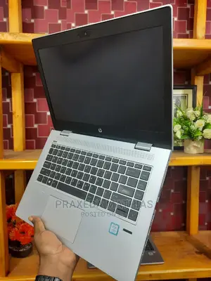 Laptop HP ProBook 640 G4 8GB Intel Core I7 SSD 1T