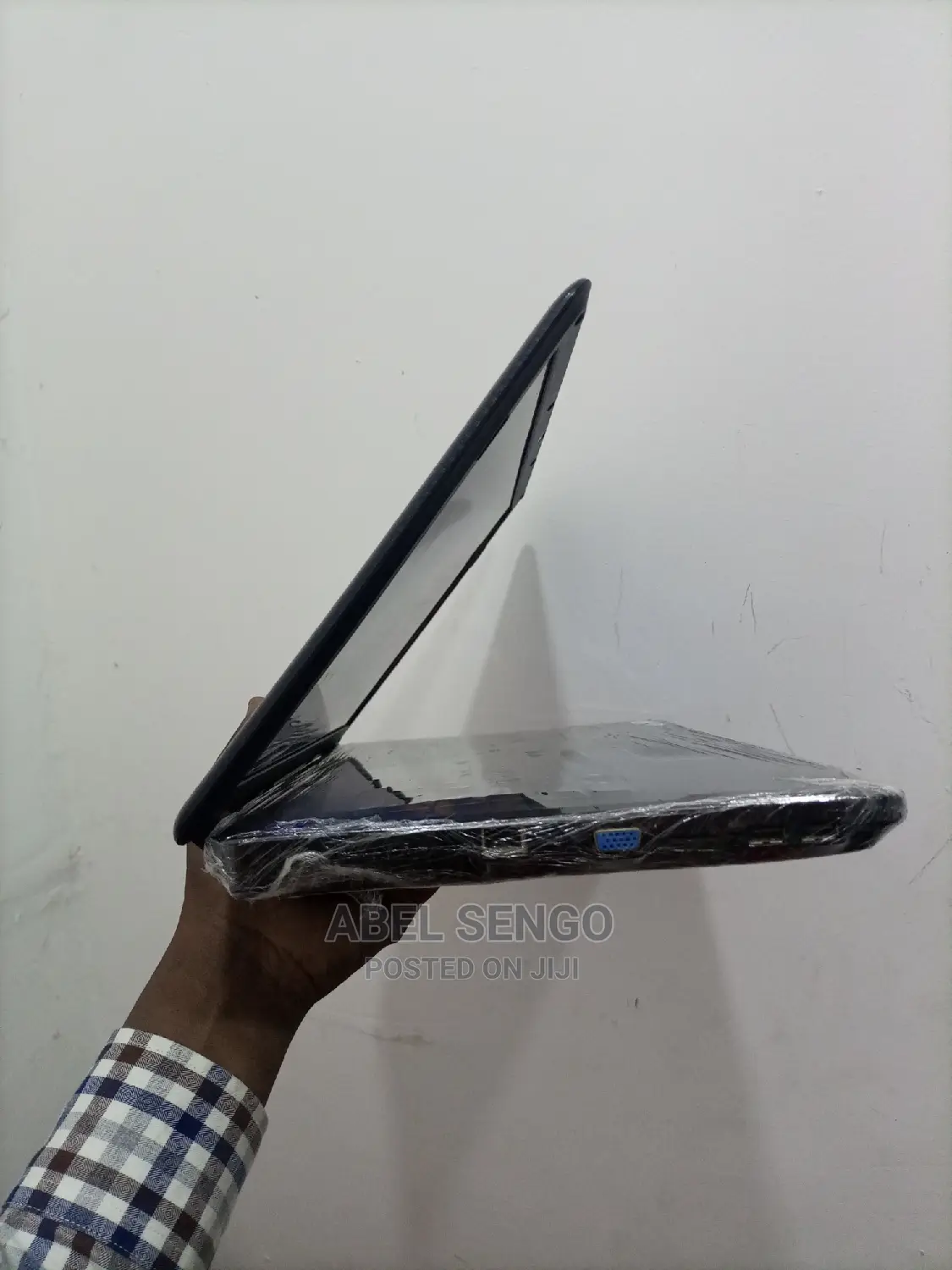 Laptop Lenovo G550 4GB Intel Core 2 Duo HDD 320GB