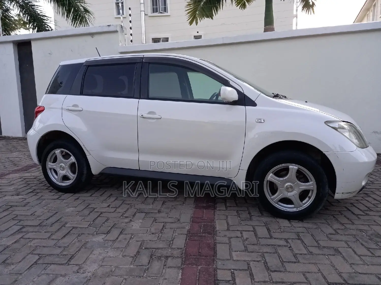 Toyota IST 2002 White