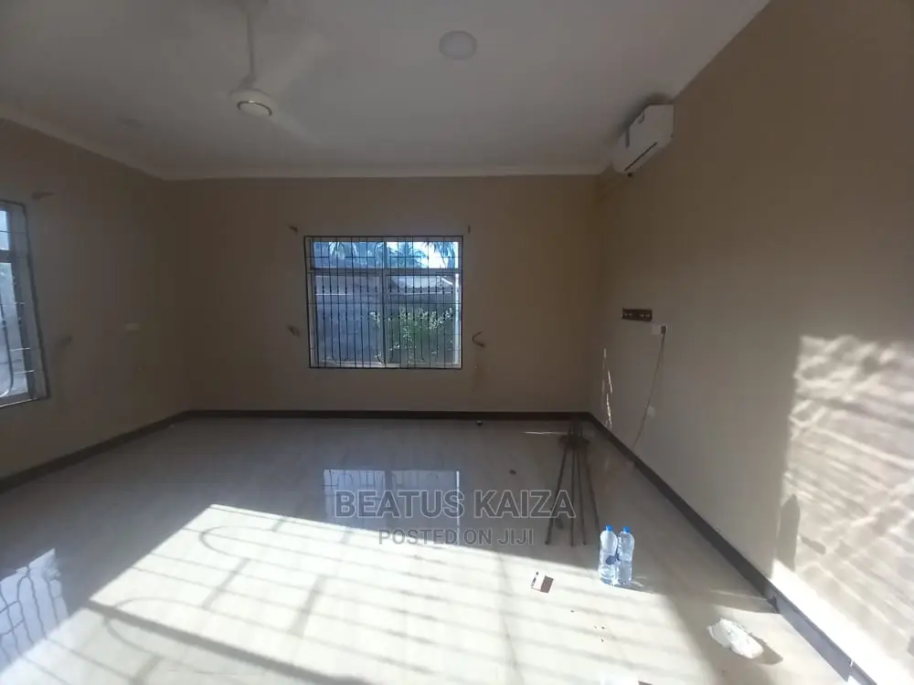 3bdrm Bungalow in Kibugumo Mjimwema, Kigamboni for Rent