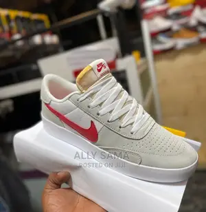 Nike SB New