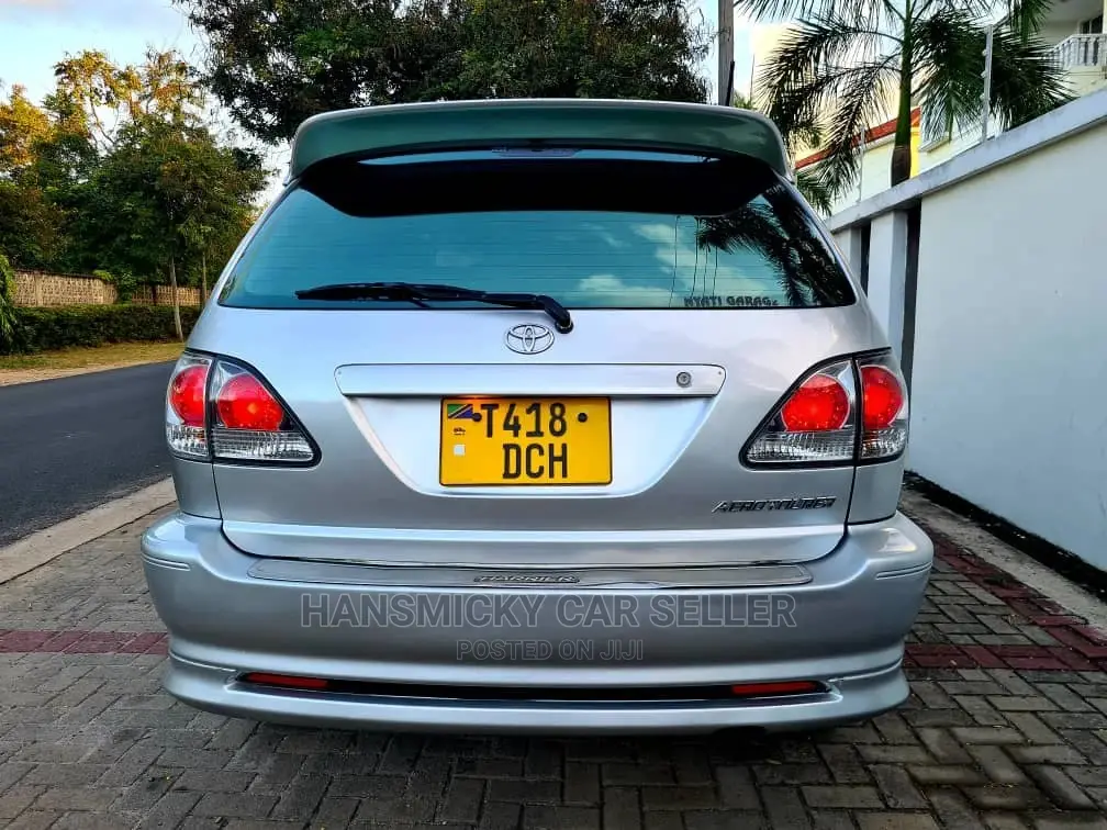 Toyota Harrier 2002 Silver