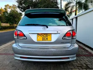 Toyota Harrier 2002 Silver