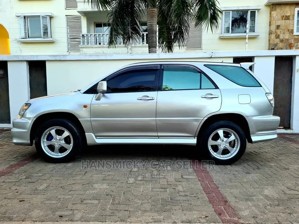 Toyota Harrier 2002 Silver