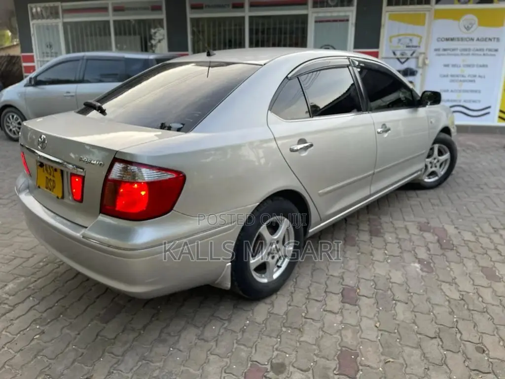 Toyota Premio 2002 Silver