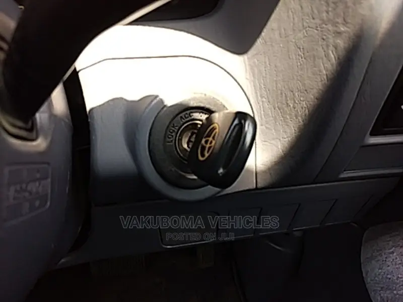 Toyota Land Cruiser Prado 2001 Silver