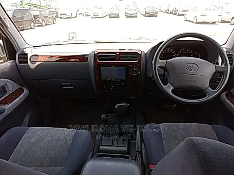 Toyota Land Cruiser Prado 2001 Silver