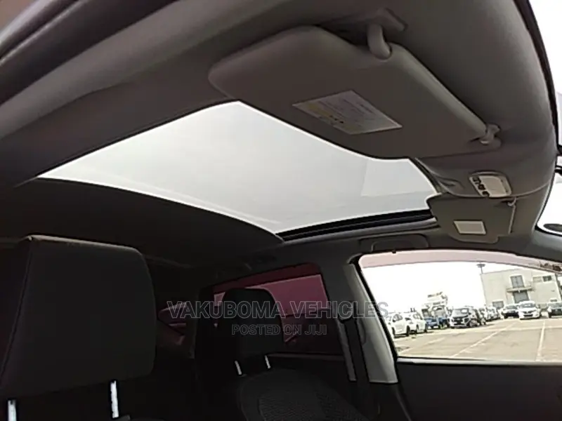 Nissan Dualis 2013 Brown