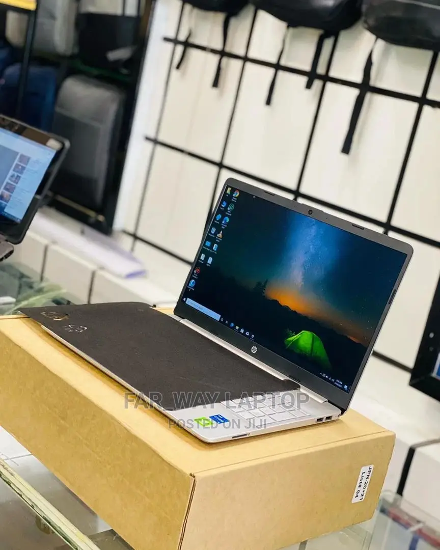 New Laptop HP 8GB Intel Core I5 SSD 512GB