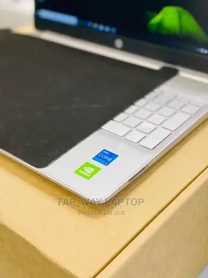 New Laptop HP 8GB Intel Core I5 SSD 512GB