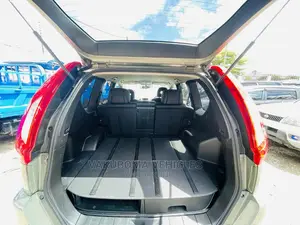 Nissan X-Trail 2010 Green