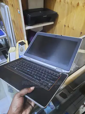 Laptop Dell Latitude E6430 4GB Intel Core I5 HDD 500GB