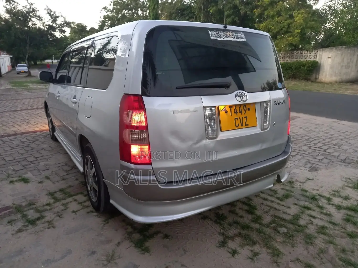 Toyota Succeed 2005 Silver